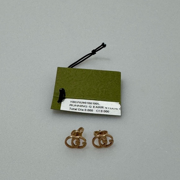 Gucci Running G 18k Gold Earrings - Picture 3 of 6